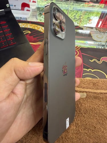 iPhone 12 ProMax 128G color Black ថ្ម100% ឡុកអុីសុីម (ប្រើបានសុីម2)