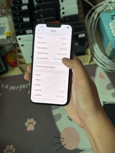 iPhone 13 128GB អេក្រង់សុីន អត់ស្គេន