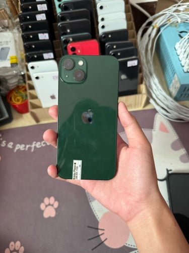 iPhone 13 128GB អេក្រង់សុីន អត់ស្គេន