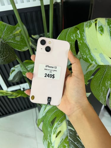 iPhone 13 249$ សំណុំសុីន🥰Memory 128g ម៉ាសុីន chអត់ដើរស្កេនមុខ ក្រៅពីនិងដំណើរការទាំងអស់