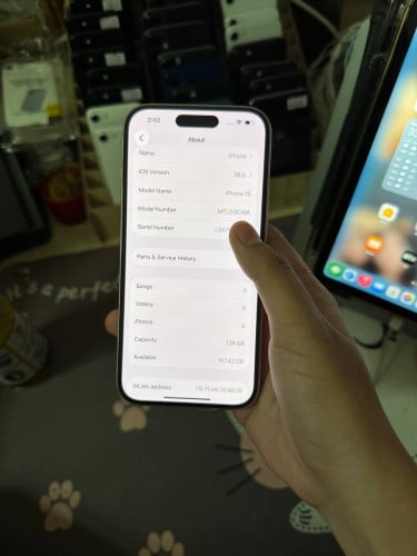 iPhone 15 128GB អេក្រង់សុីន អត់ស្គេន ថ្ម91% ស្ទេីរតួគែម កាមេរ៉ាច្បាស់មុខក្រោយ តម្លៃ 360$