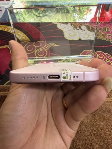 iPhone 15 color pink 128G ថ្ម87% ឡុកអុីសុីម (ប្រើបានសុីម2)