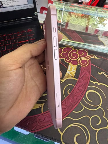 iPhone 15 color pink 128G ថ្ម88% ឡុកអុីសុីម (ប្រើបានសុីម2)