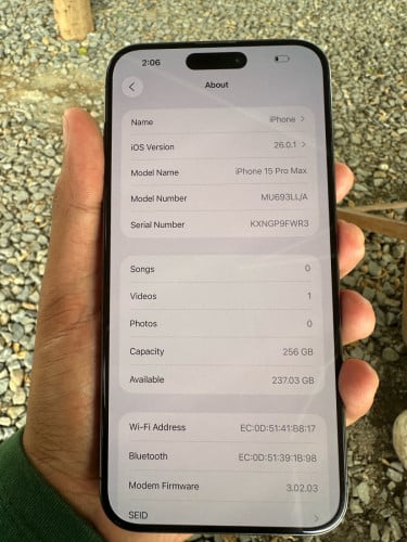 iPhone 15 pro max សំណុំស្ទើរខ្នងតិច
