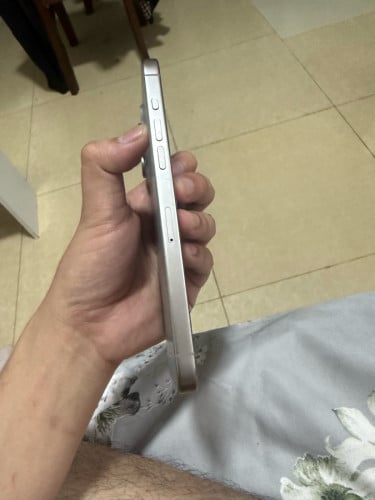 IPhone 15 Pro Max 256 ZP/A gb battery health 85% 98-99%