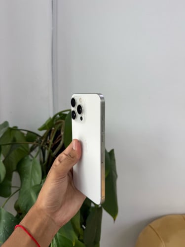 iPhone 15 Promax 1TB LL/A simlock use SIM card 2