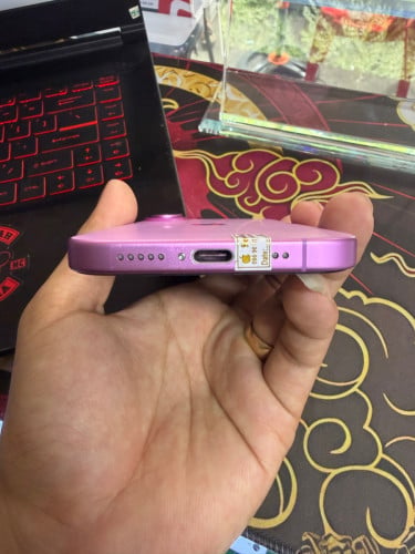 iPhone 16 color pink 128G ថ្ម87% ឡុកអុីសុីម (ប្រើបានសុីម2)