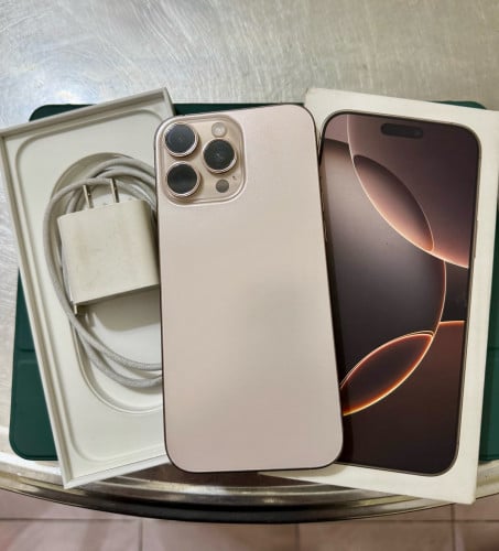 iPhone 16 Pro Max Zaសុីម២ 256g មានប្រអប់និងឆ្នាំងសាក