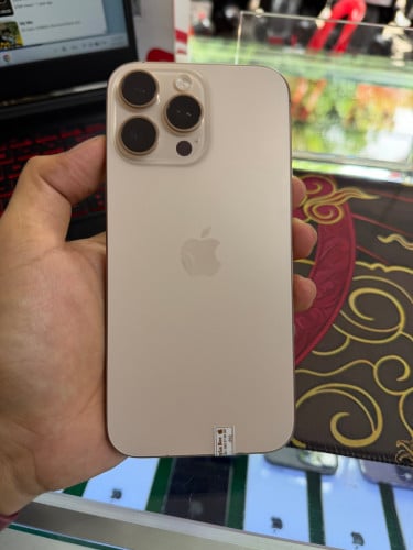 iPhone 16 ProMax color Desert gold 256G ឡុកអុីសុីម(ប្រើបានសុីម2)