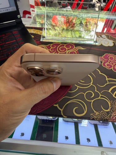 iPhone 16 ProMax color Desert gold 256G ឡុកអុីសុីម(ប្រើបានសុីម2)