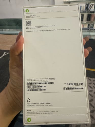 iPhone 17 pro max 256G 🪫100% 💯 ZA