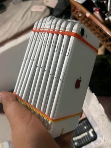 iPhone SE2 ស្អាត 99%