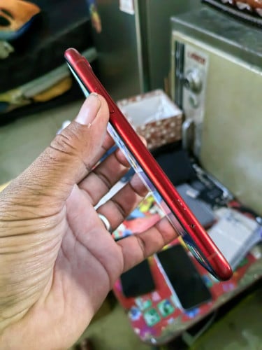 iphone XR 64g