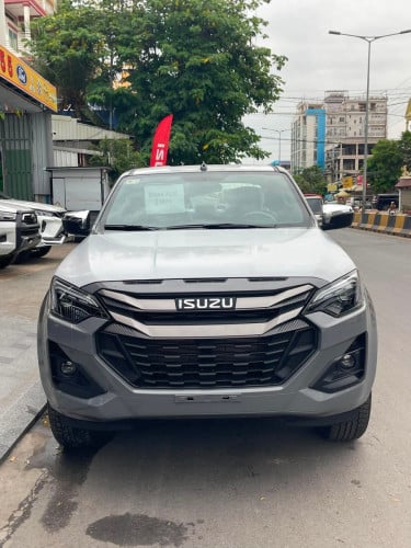 Isuzu D.max  Premium 2026 បកកេះ