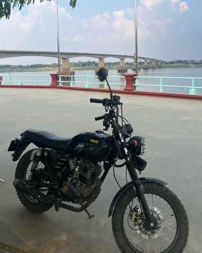 Keeway Cafe Racer 152 លក់មួយទឹក 1200$ ចរចារបាន មានឯកសារត្រឹមត្រូវ