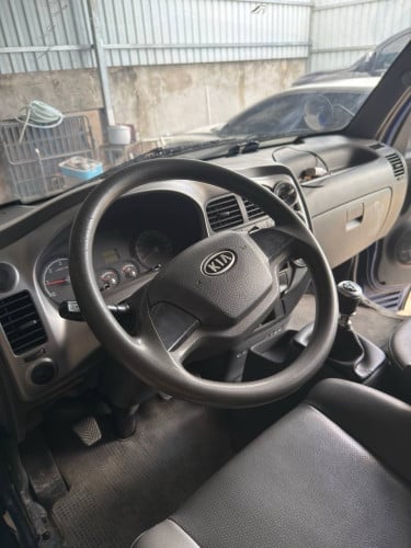 KIA BONGGO III
