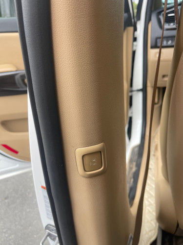 KIA Carnival 2018 Full option បើកដំបូល2តង់ ប្រើសាំង