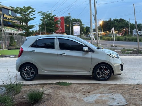 KIA Morning 2012 មួយទឹកស្លាកលេខ Full Option
