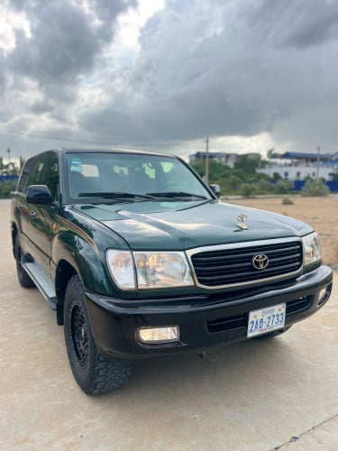 Land Cruiser 2000 (105 series)