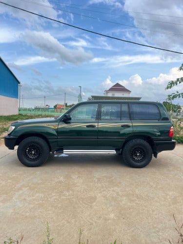 Land Cruiser 2000 (105 series)