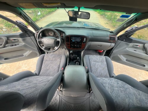 Land Cruiser 2000 (105 series)