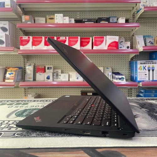 Lenovo ThinkPad E490