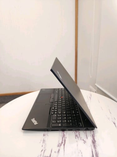 Lenovo Thinkpad T570