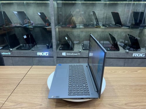 Lenovo V15 G5 (study&working)