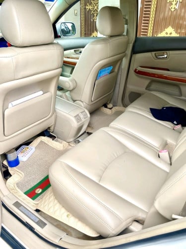 LEXUS 330 04 ប៉ុង1 ពណ៌ស ហ្វ្រីកាត់ឈ្មោះជូន ភ្នំពេញAS ឯកសារម្ចាស់ដើមគ្រប់ លក់បន្ទាន់