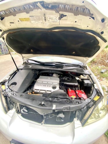 LEXUS 330 04 ប៉ុង1 ពណ៌ស ហ្វ្រីកាត់ឈ្មោះជូន ភ្នំពេញAS ឯកសារម្ចាស់ដើមគ្រប់ លក់បន្ទាន់