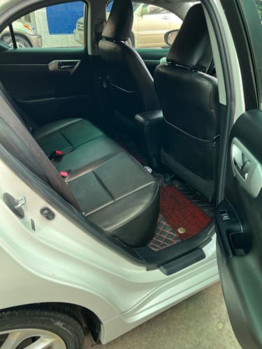 Lexus CT 200H 2013 For Rent /出租