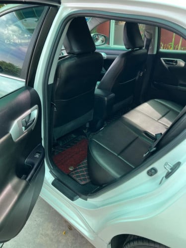 Lexus CT 200H 2013 For Rent /出租