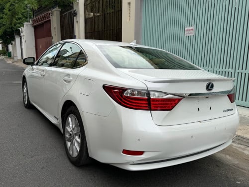 Lexus ES 300H Full option 2014