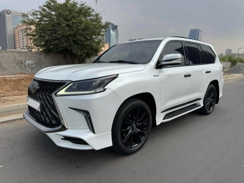 Lexus Lx570 2019 Kuro Black edition