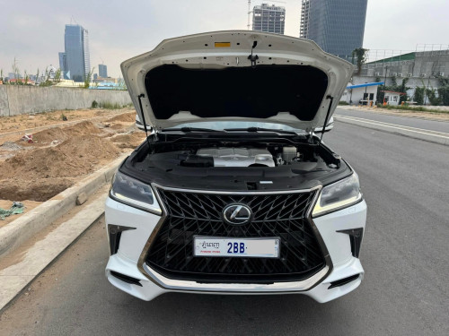 Lexus Lx570 2019 Kuro Black edition