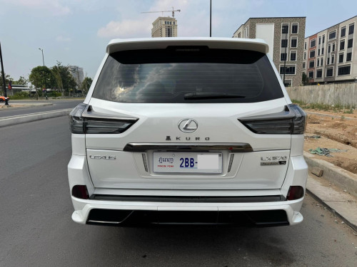 Lexus Lx570 2019 Kuro Black edition