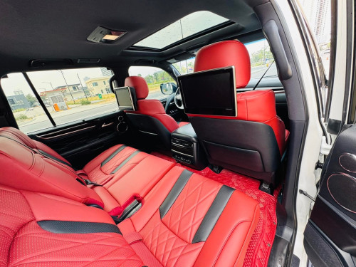 Lexus Lx570 2019 Kuro Black edition