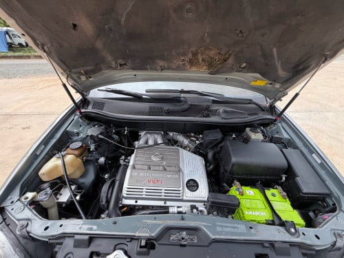 Lexus RX 300 ឆ្នាំ2000 ប៉ុង2 ប្រើសាំងហ្គាសតម្លៃចរចារបាន
