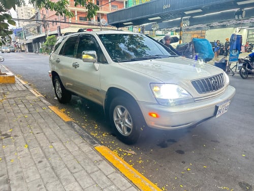 Lexus RX 300 2001 pong 1 ថ្មីណាស់ ម្ចាស់ដើមទី១ អត់បុក អត់ប៉ះ