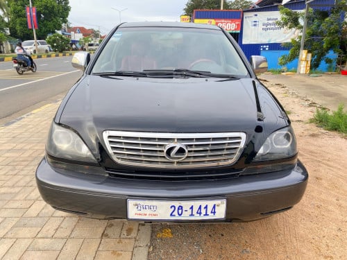 Lexus RX 300 99 p2ហ្គាសរួច ឡានស្អាតអត់បុកប៉ះ