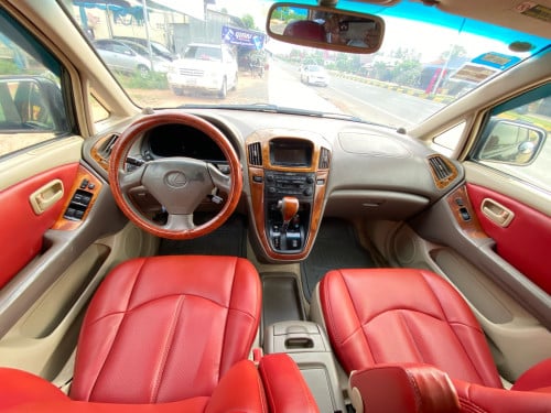 Lexus RX 300 99 p2ហ្គាសរួច ឡានស្អាតអត់បុកប៉ះ