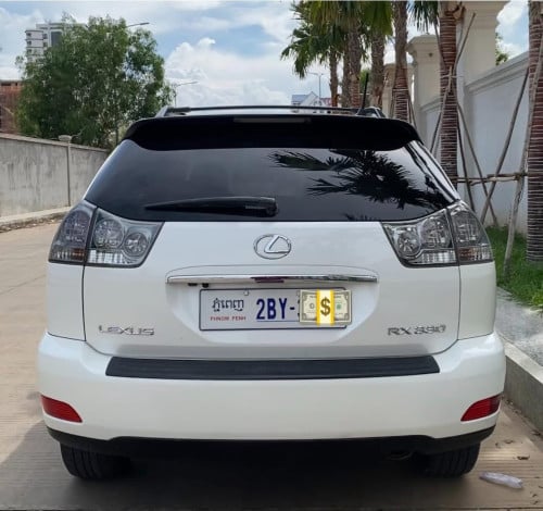 Lexus RX 330 ឆ្នាំ04 ប៉ុង1