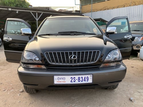 Lexus Rx300 ឆ្នាំ 2000 ប៉ុង1