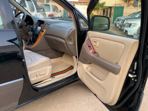 Lexus Rx300 ឆ្នាំ 2000 ប៉ុង1