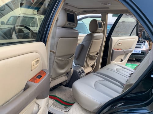 Lexus Rx300 ឆ្នាំ 2000 ប៉ុង1