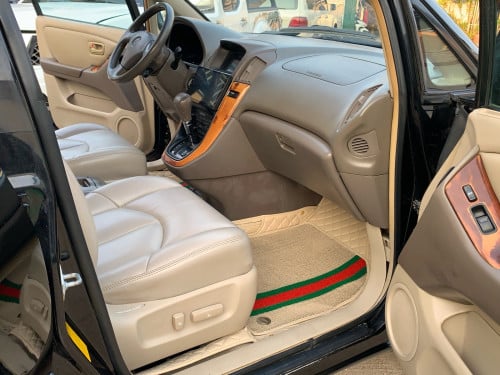 Lexus Rx300 ឆ្នាំ 2000 ប៉ុង1