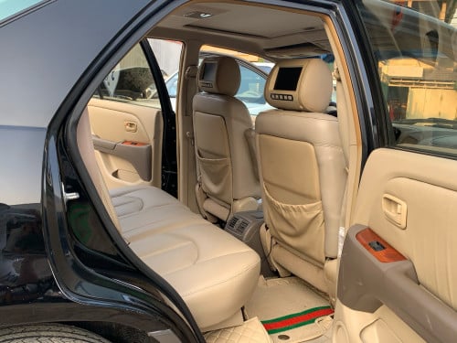 Lexus Rx300 ឆ្នាំ 2000 ប៉ុង1