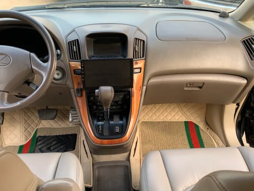 Lexus Rx300 ឆ្នាំ 2000 ប៉ុង1