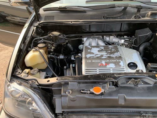 Lexus Rx300 ឆ្នាំ 2000 ប៉ុង1
