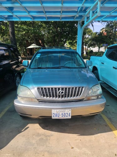 Lexus RX300